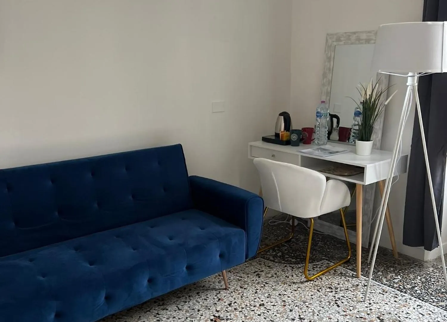 Luxury Room Anelli Center Of Roma Italy