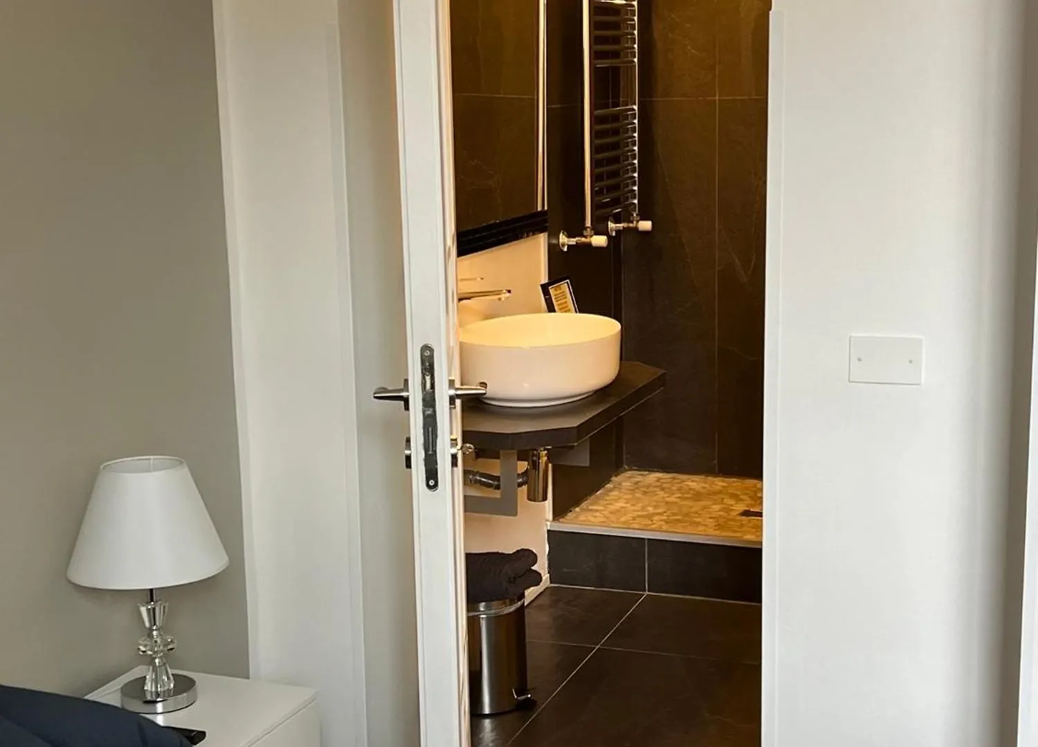 Luxury Room Anelli Center Of Roma Lägenhet